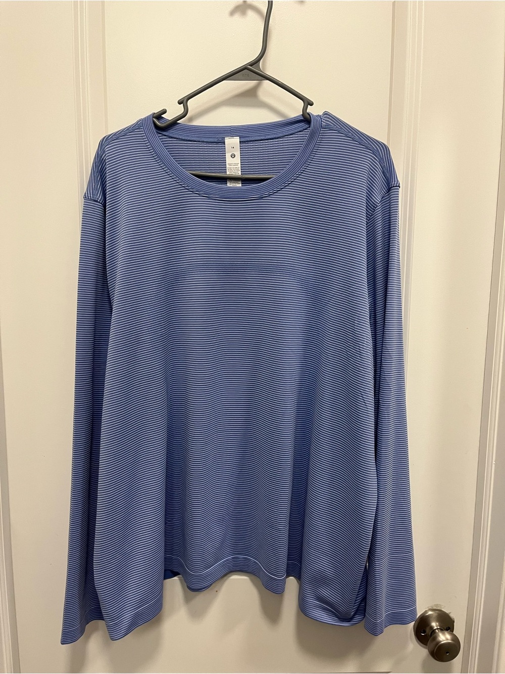 Lululemon Swiftly Relaxed Long Sleeve Blue And White Striped Size 14 NWT
